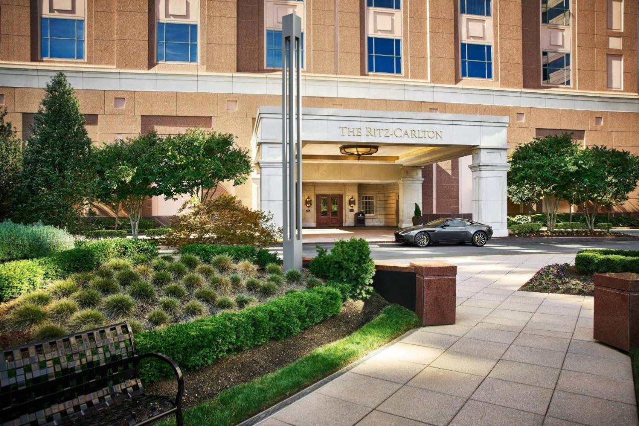 Hotel The Ritz-Carlton, Tysons Corner Esterno foto