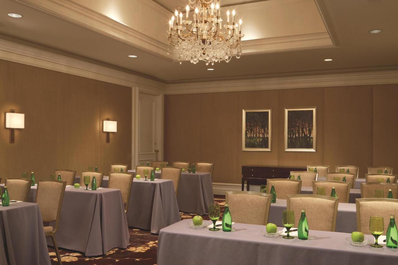 Hotel The Ritz-Carlton, Tysons Corner Esterno foto