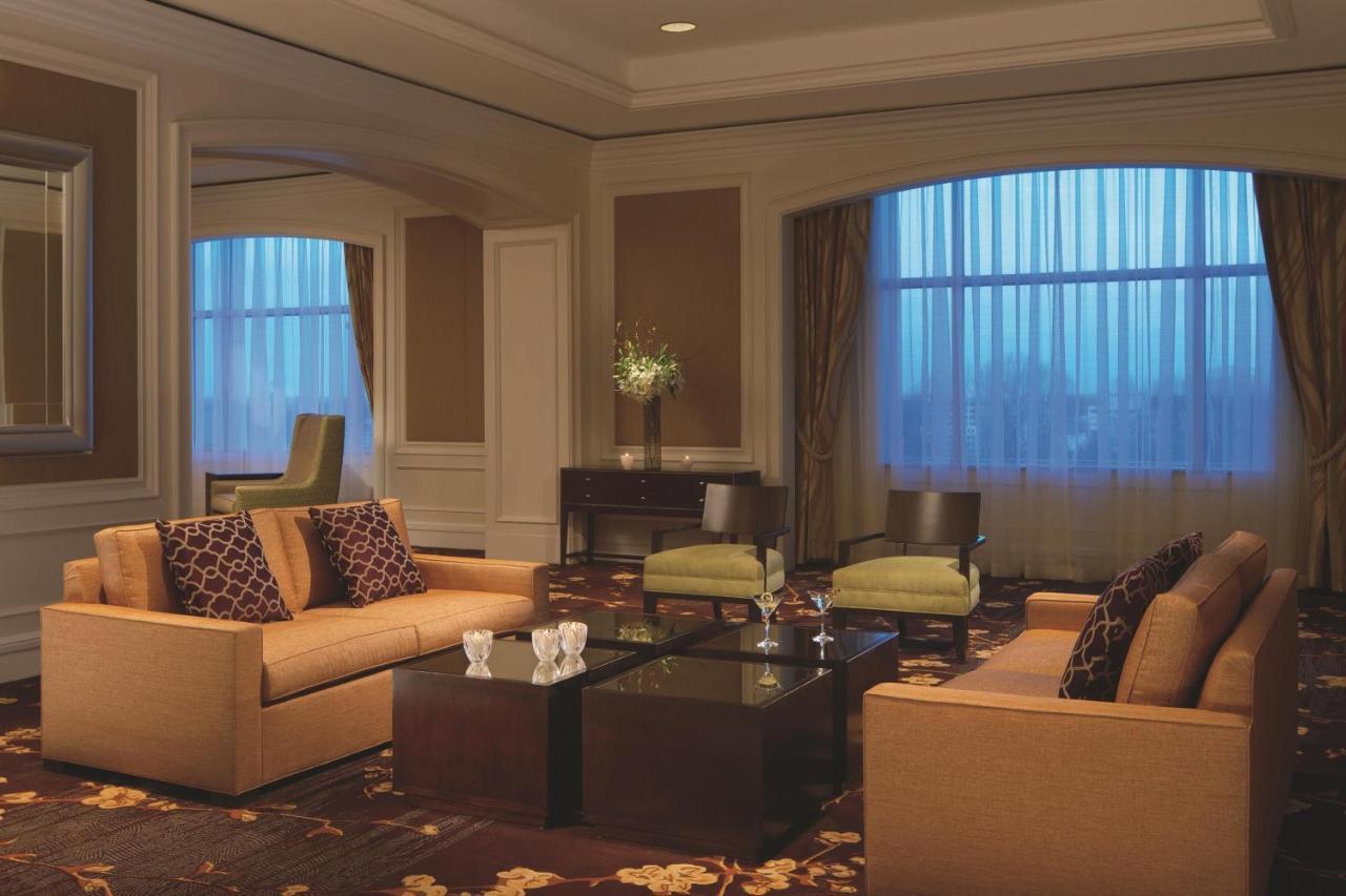 Hotel The Ritz-Carlton, Tysons Corner Esterno foto